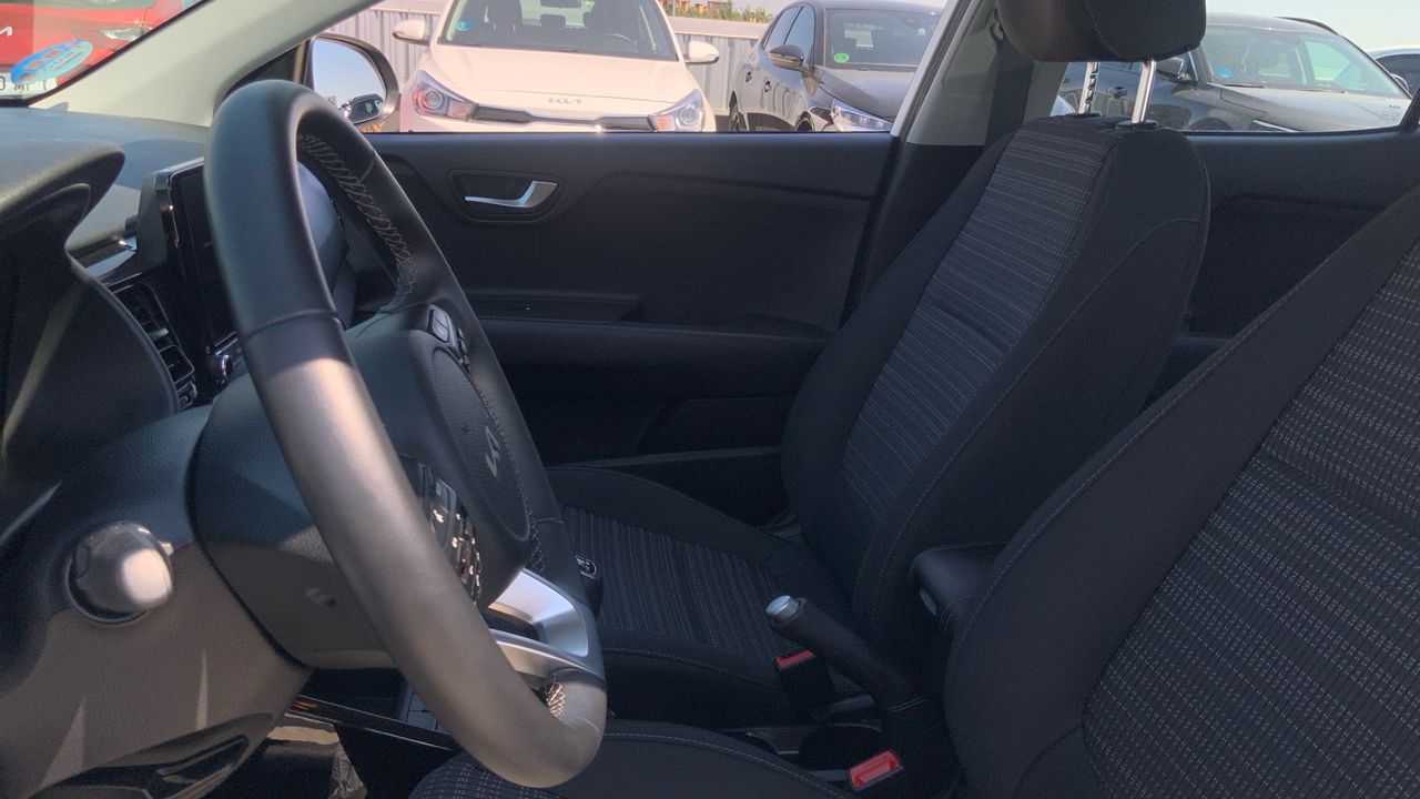 Kia Stonic 1.0 T-GDI MHEV IMT 74KW DRIVE 100 5P