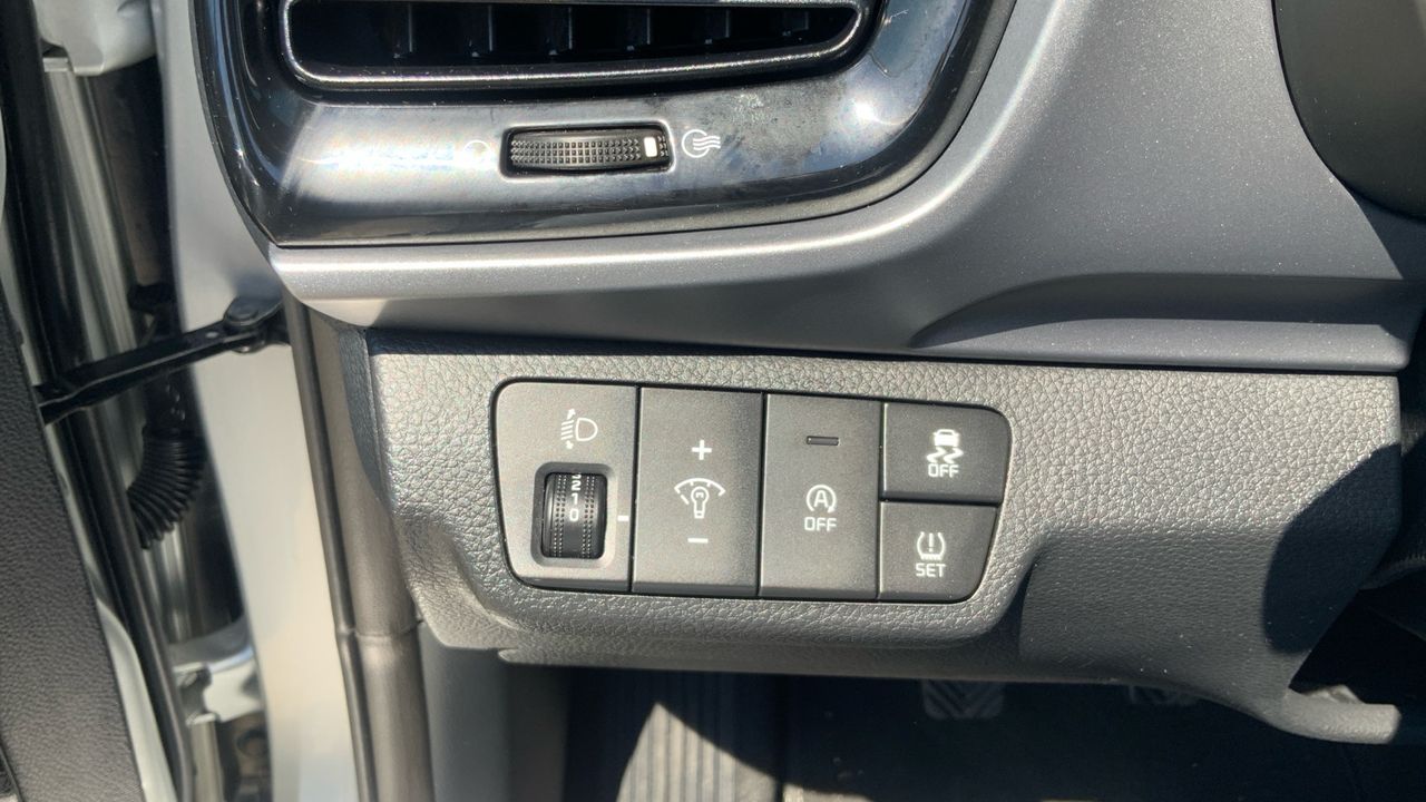 Kia Stonic 1.0 T-GDI MHEV IMT 74KW DRIVE 100 5P