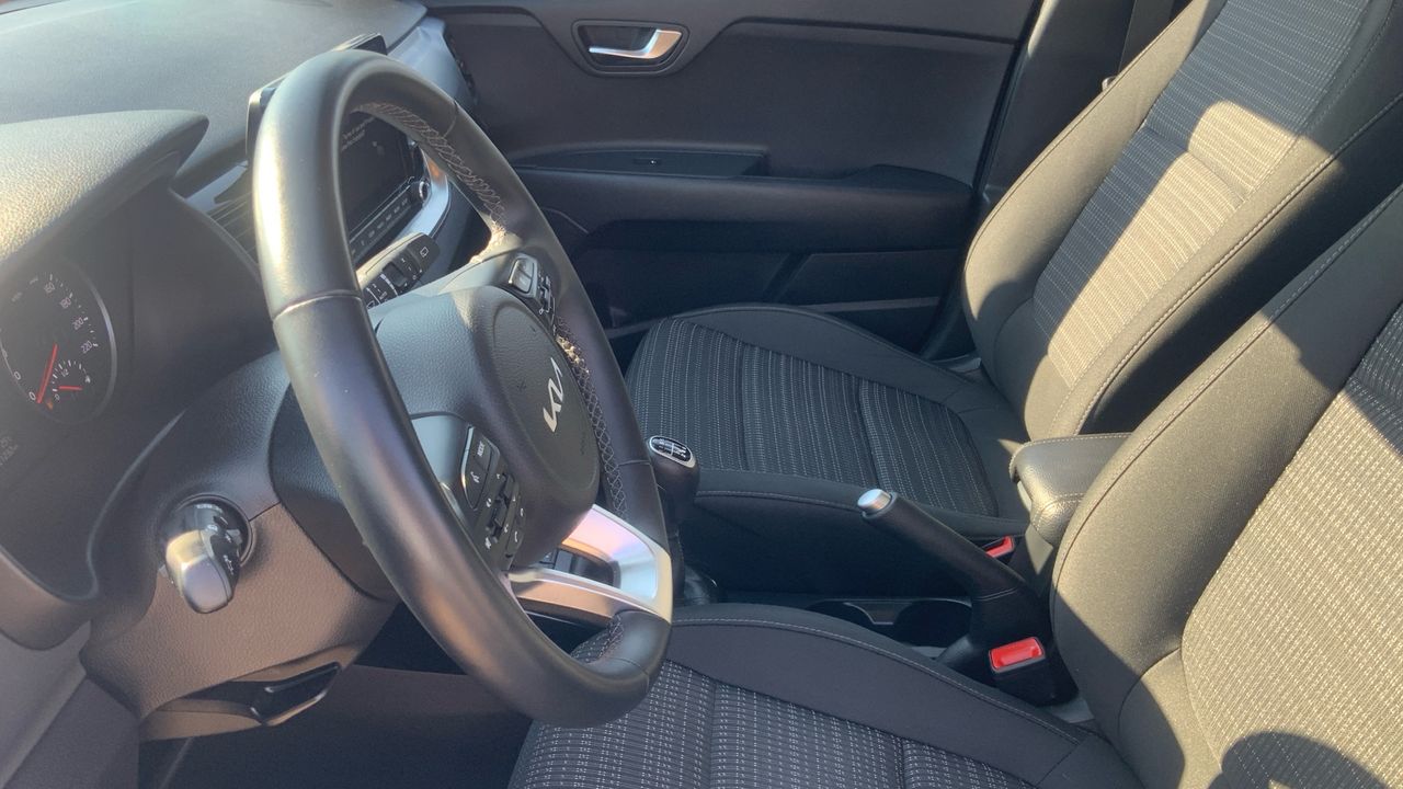 Kia Stonic 1.0 T-GDI MHEV IMT 74KW DRIVE 100 5P