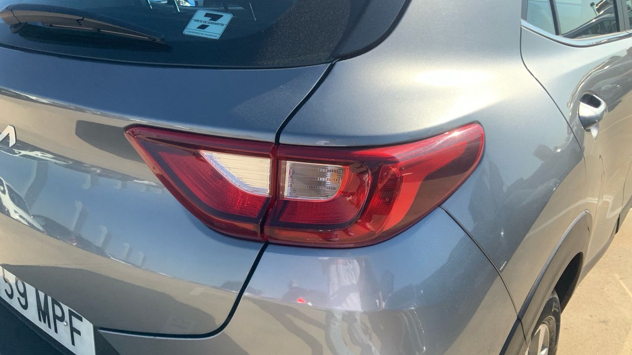 Kia Stonic 1.0 T-GDI MHEV IMT 74KW DRIVE 100 5P