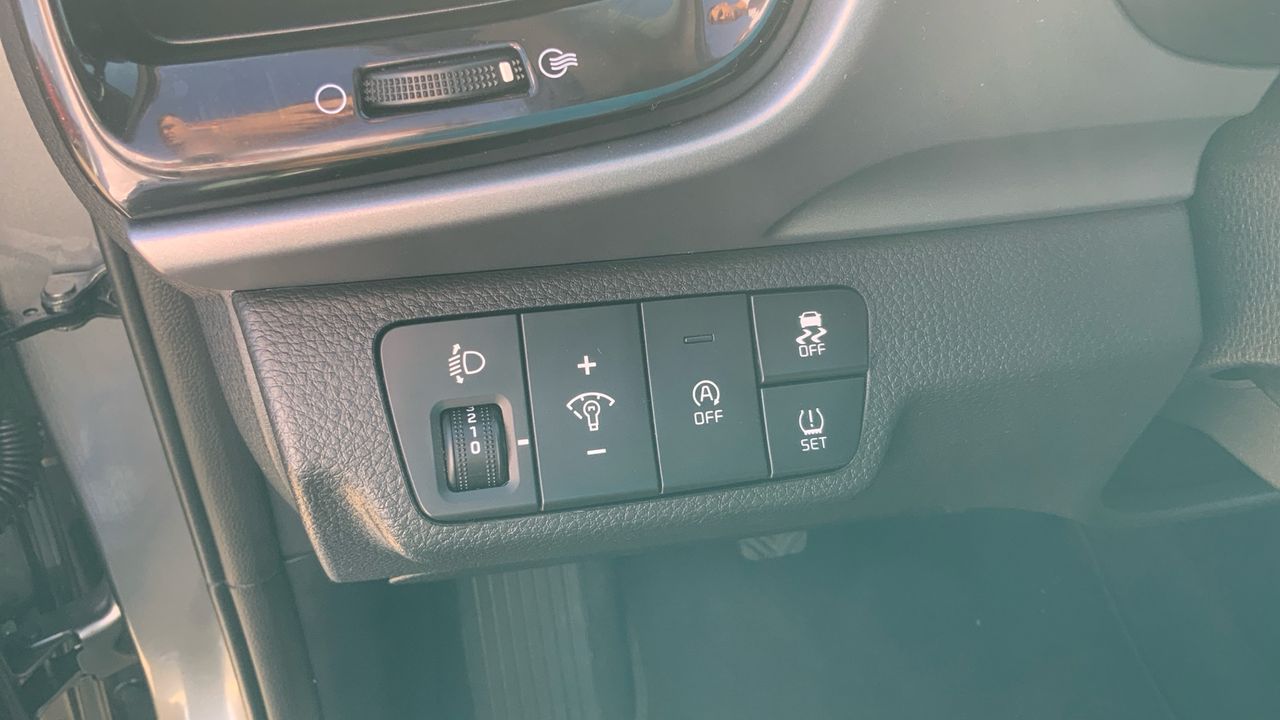 Kia Stonic 1.0 T-GDI MHEV IMT 74KW DRIVE 100 5P