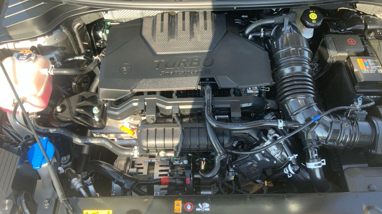 Kia Stonic 1.0 T-GDI MHEV IMT 74KW DRIVE 100 5P
