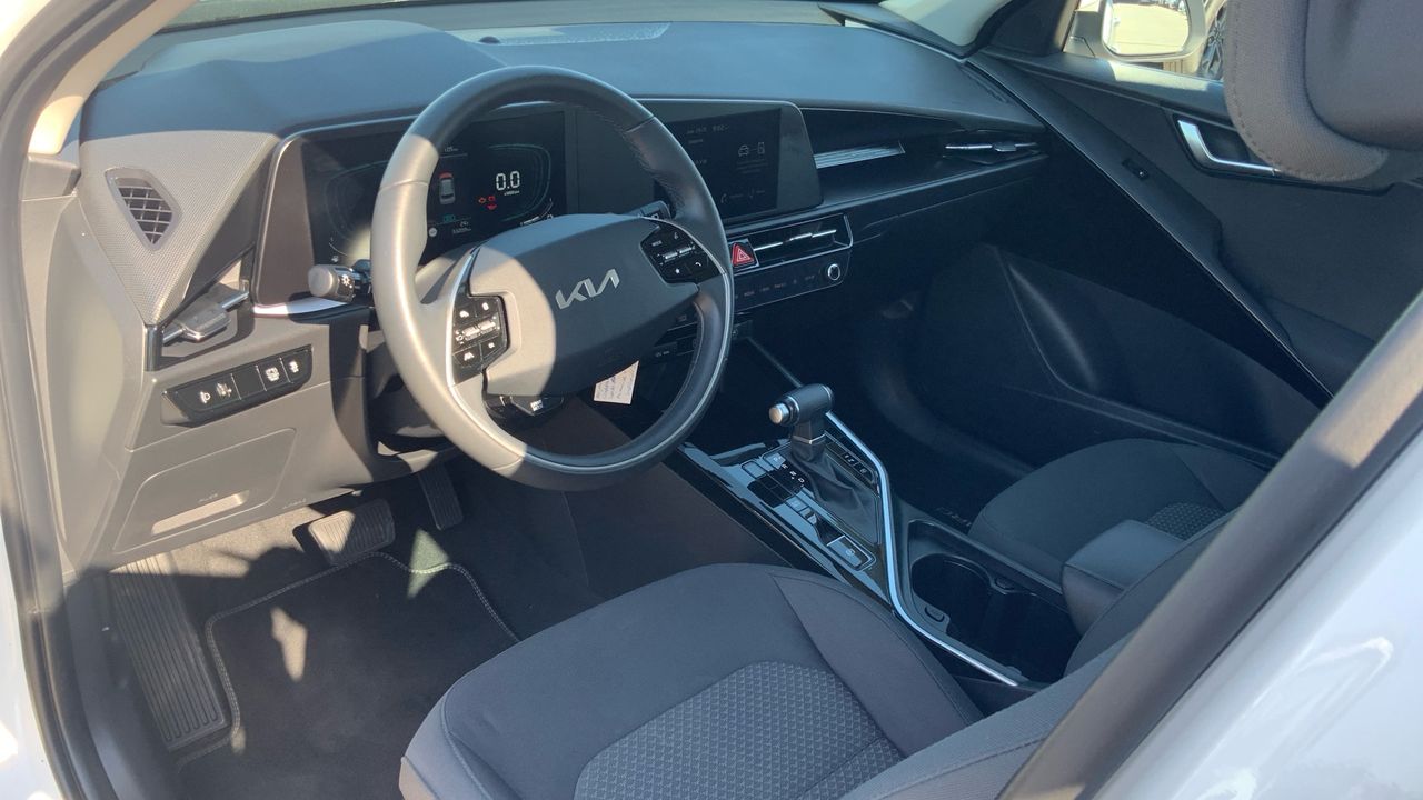 Kia Niro 1.6 GDI HEV CONCEPT 141 5P