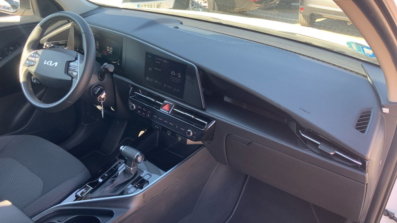 Kia Niro 1.6 GDI HEV CONCEPT 141 5P