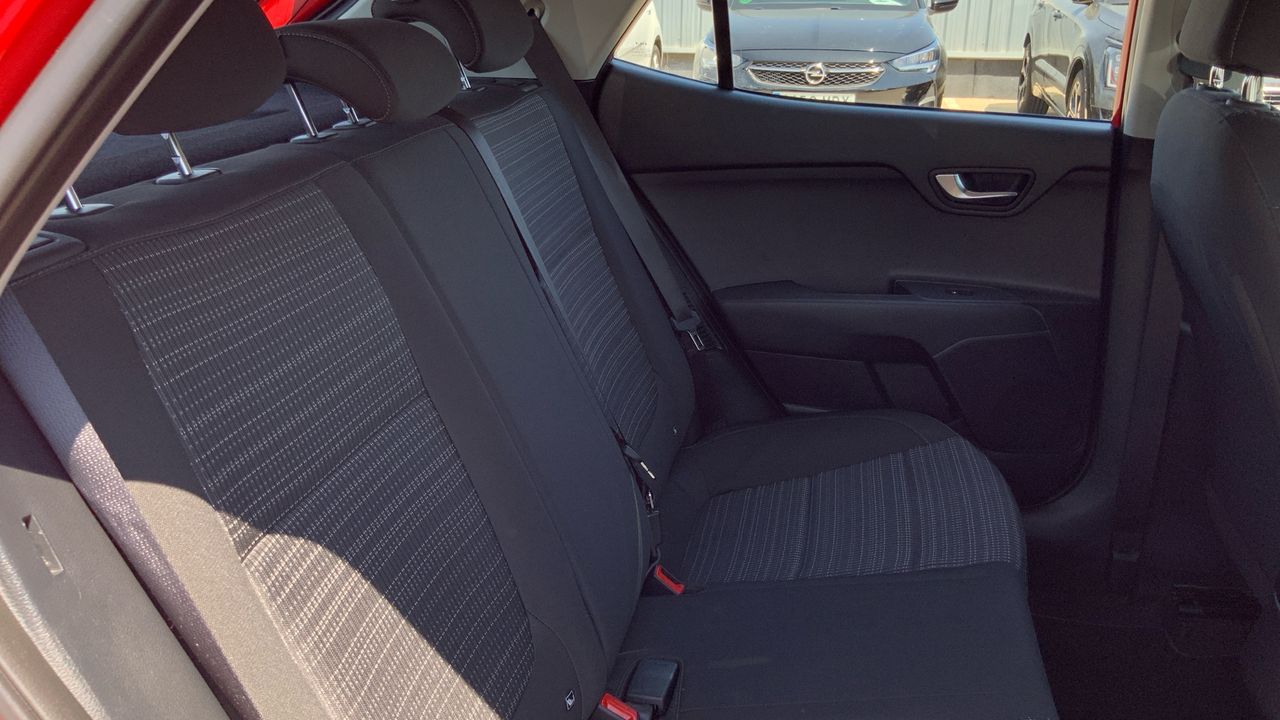 Kia Stonic 1.0 T-GDI MHEV IMT 74KW DRIVE 100 5P