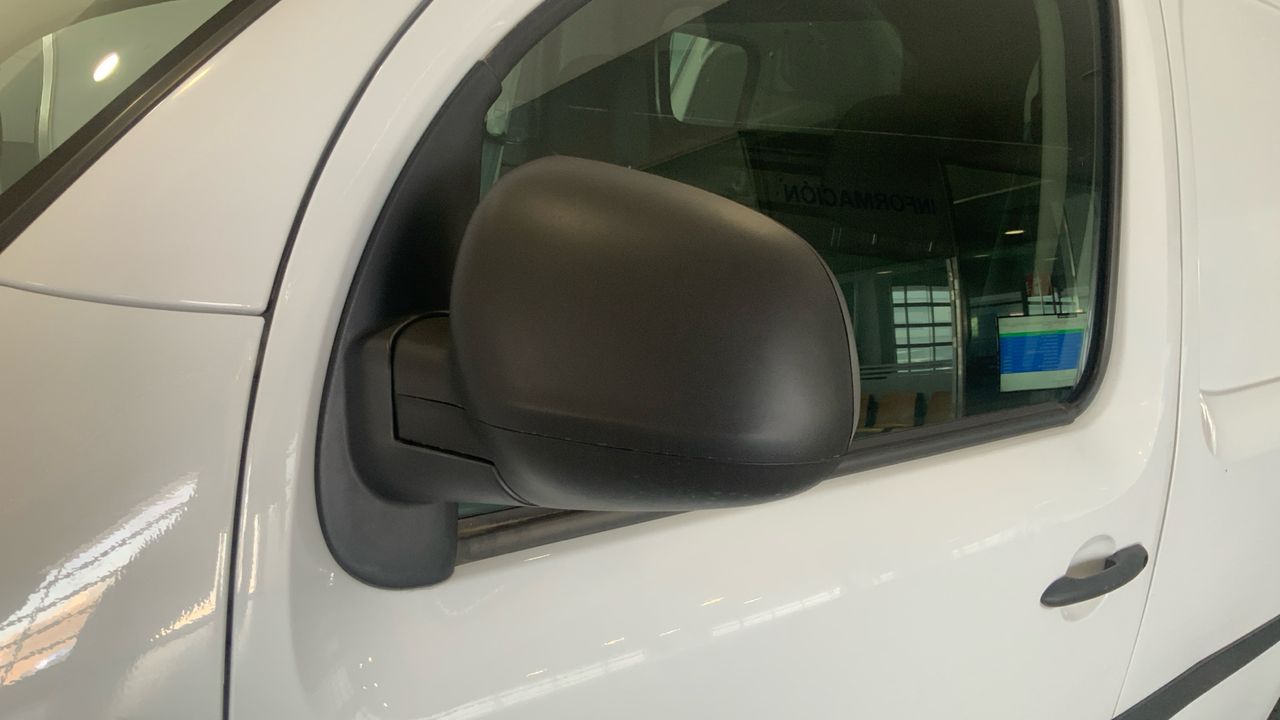 Renault Kangoo 1.5 BLUE DCI 70KW PROFESIONAL M1-AF 95 4P