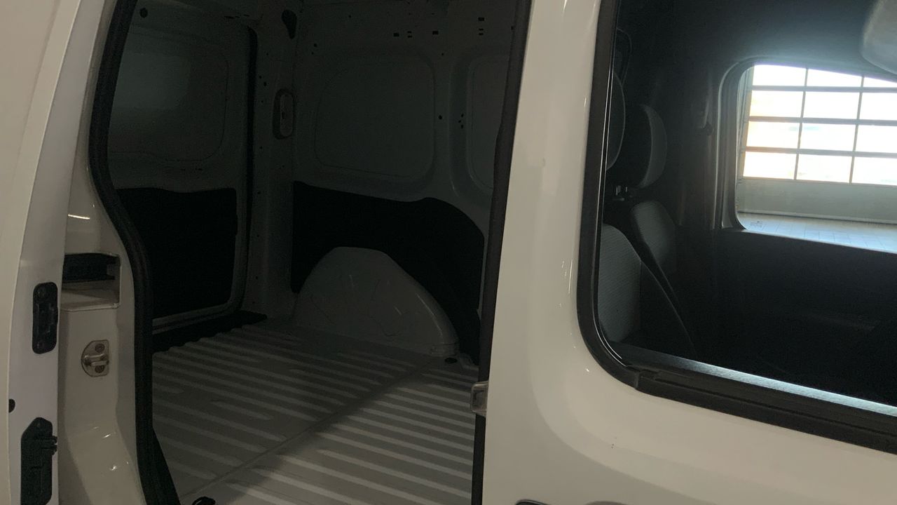 Renault Kangoo 1.5 BLUE DCI 70KW PROFESIONAL M1-AF 95 4P