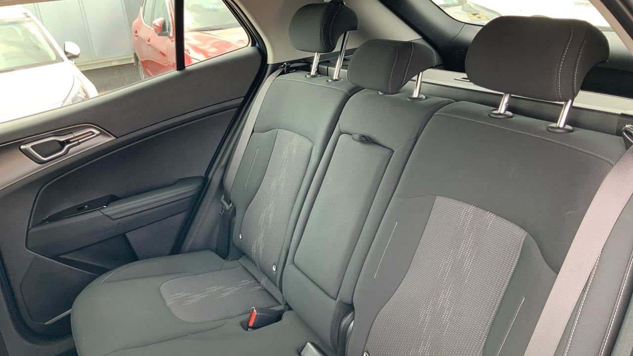 Kia Sportage 1.6 T-GDI HEV DRIVE AUTO 230 5P