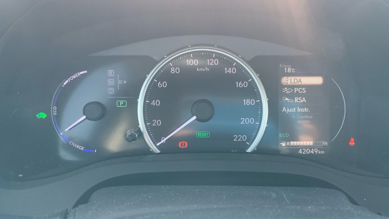Lexus CT 1.8 200H HYBRID EXECUTIVE AUTO 136 5P