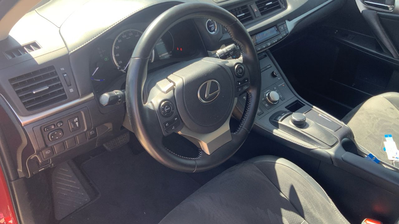 Lexus CT 1.8 200H HYBRID EXECUTIVE AUTO 136 5P