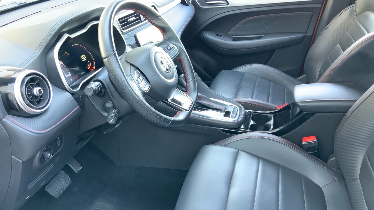 MG ZS 1.0T LUXURY AUTO 111 5P