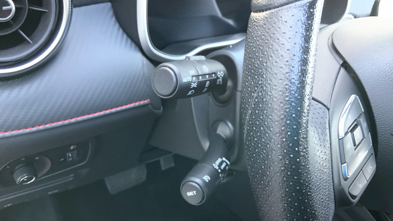 MG ZS 1.0T LUXURY AUTO 111 5P