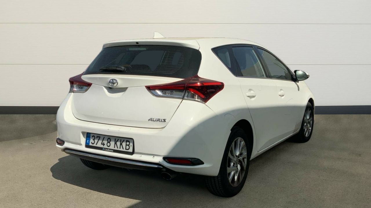 Toyota Auris 1.2T 85KW ACTIVE 116 5P