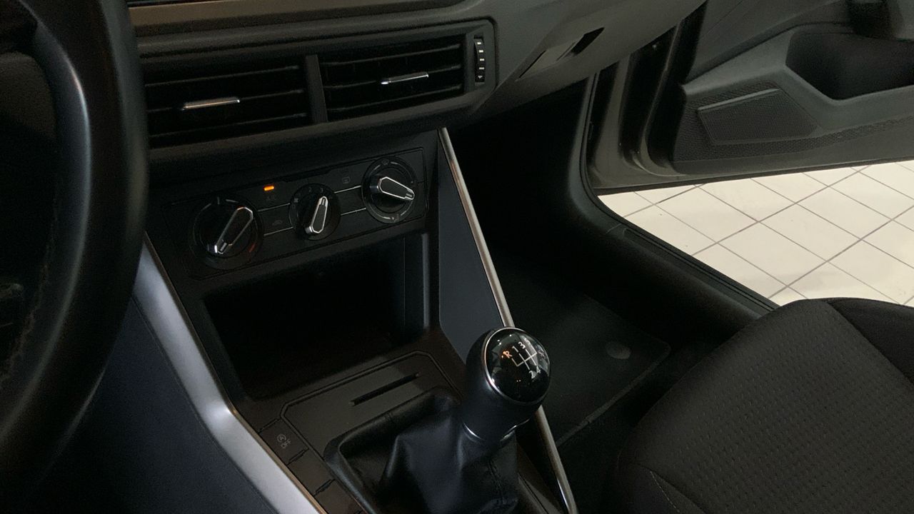 Volkswagen Polo 1.0 TSI 70KW ADVANCE 95 5P