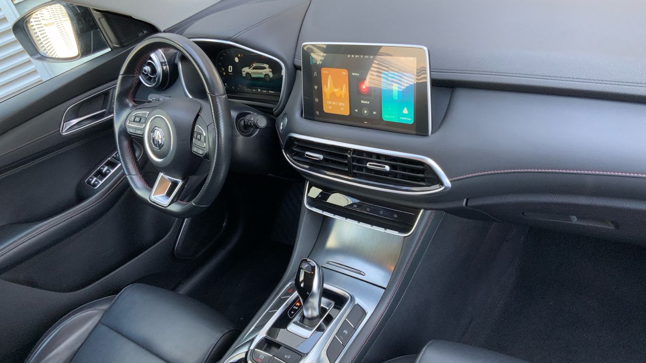 MG HS 1.5T-GDI COMFORT DCT 162 5P