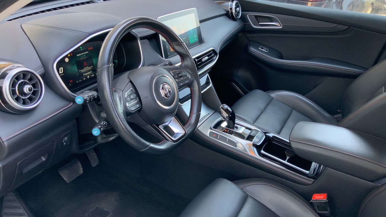 MG HS 1.5T-GDI COMFORT DCT 162 5P