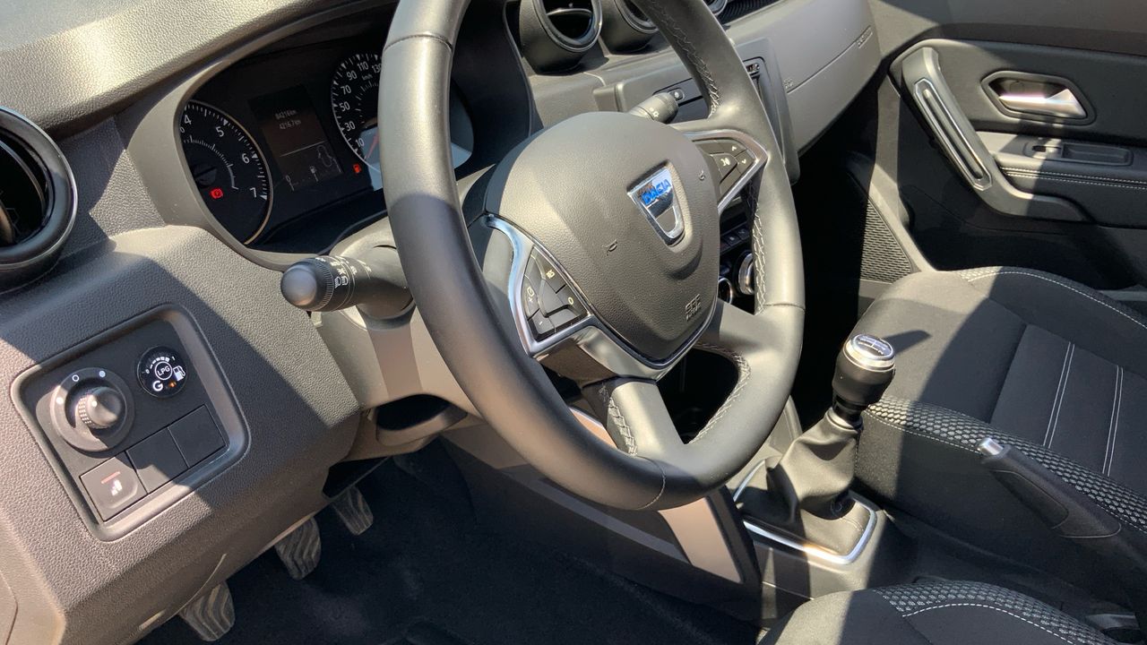 Dacia Duster 1.6 GLP PRESTIGE GPF 100 5P