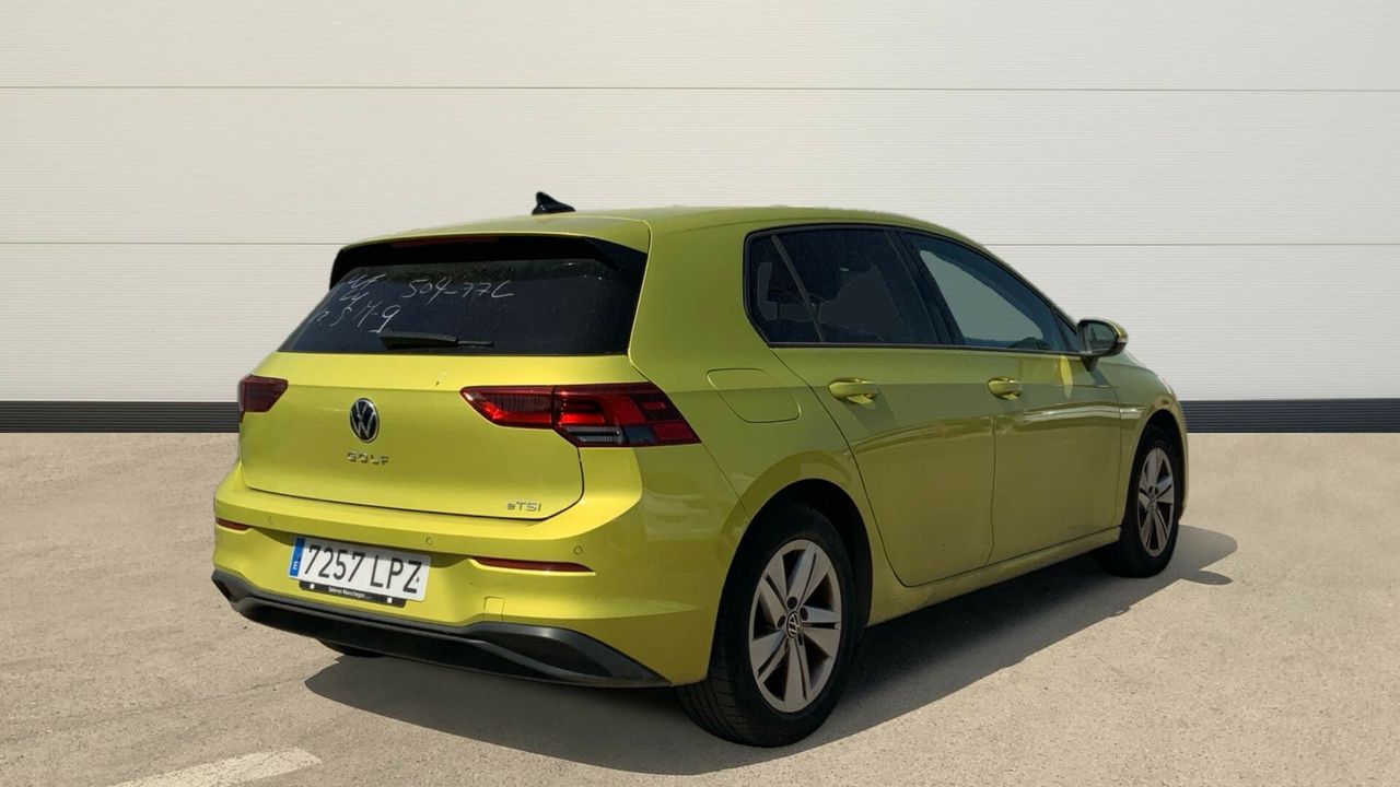 Volkswagen Golf 1.0 ETSI 81KW DSG LIFE 110 5P