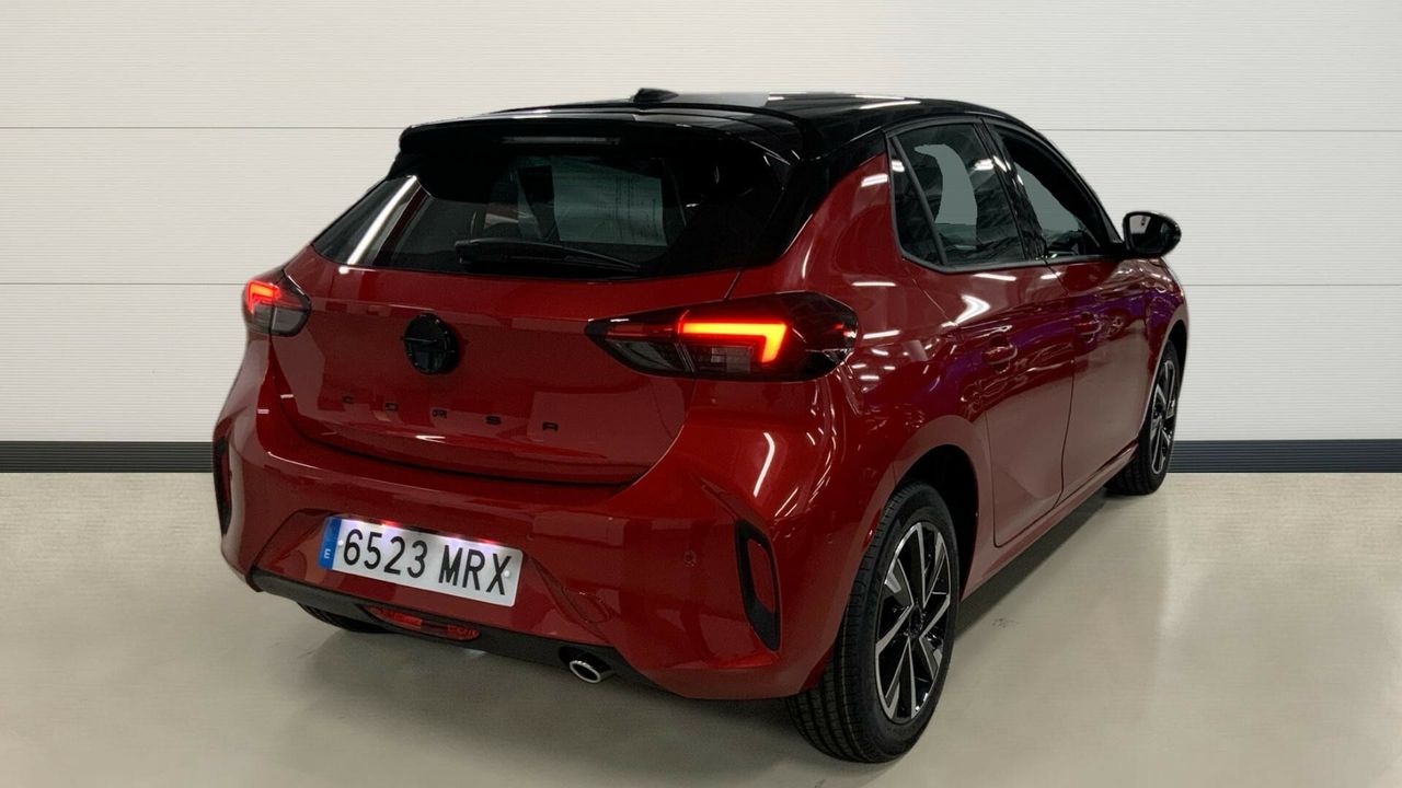 Opel Corsa 1.2T XHL 74KW GS 100 5P
