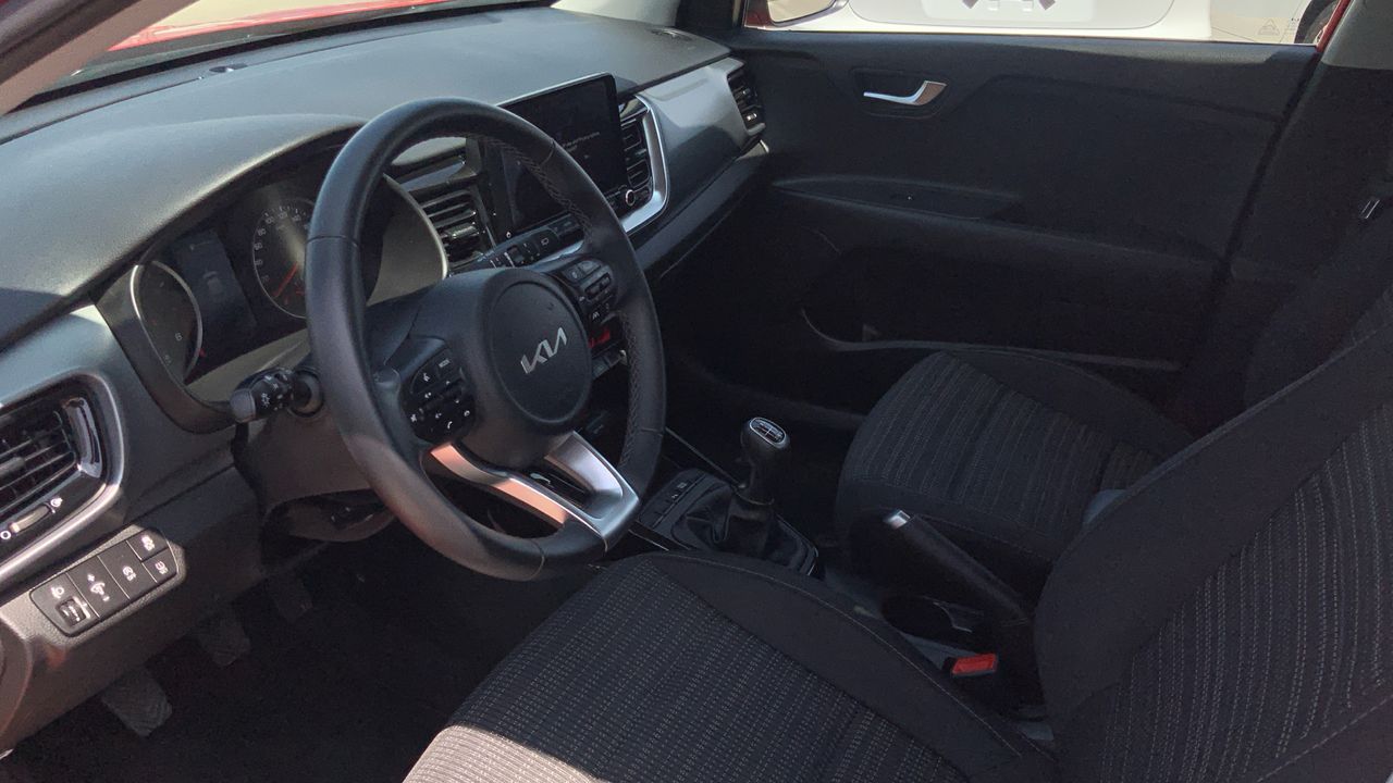 Kia Stonic 1.0 T-GDI MHEV IMT 74KW DRIVE 100 5P