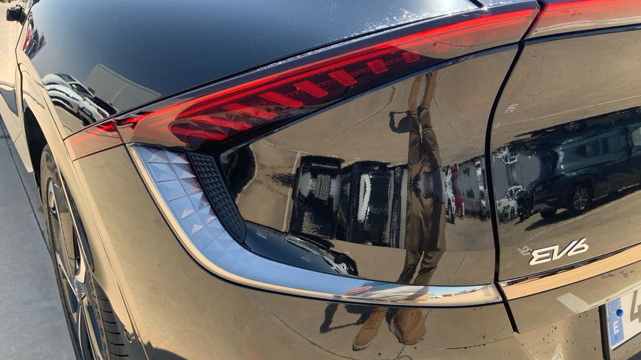 Kia EV6 BEV 77KWH 239KW GT-LINE AWD AUTO 325 5P