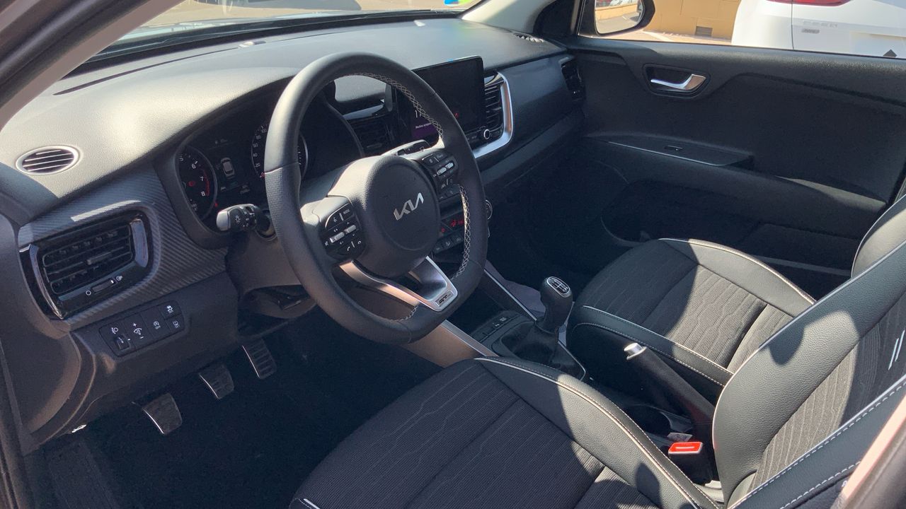 Kia Stonic 1.0 T-GDI MHEV IMT 74KW GT LINE 100 5P
