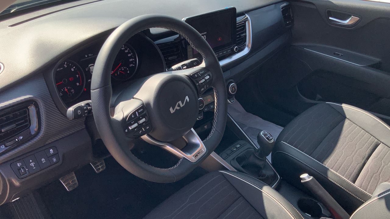 Kia Stonic 1.0 T-GDI MHEV IMT 74KW GT LINE 100 5P