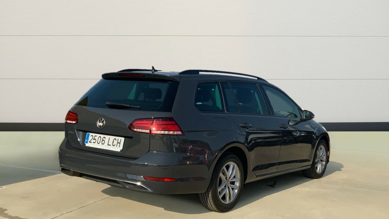 Volkswagen Golf 2.0 TDI 110KW DSG ADVANCE VARIANT 150 5P
