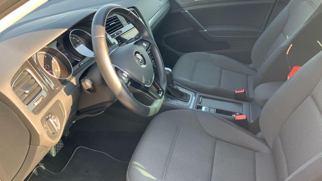 Volkswagen Golf 2.0 TDI 110KW DSG ADVANCE VARIANT 150 5P