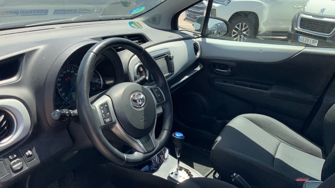 Toyota Yaris 1.5 VVT-I HYBRID ACTIVE AUTO 100 5P