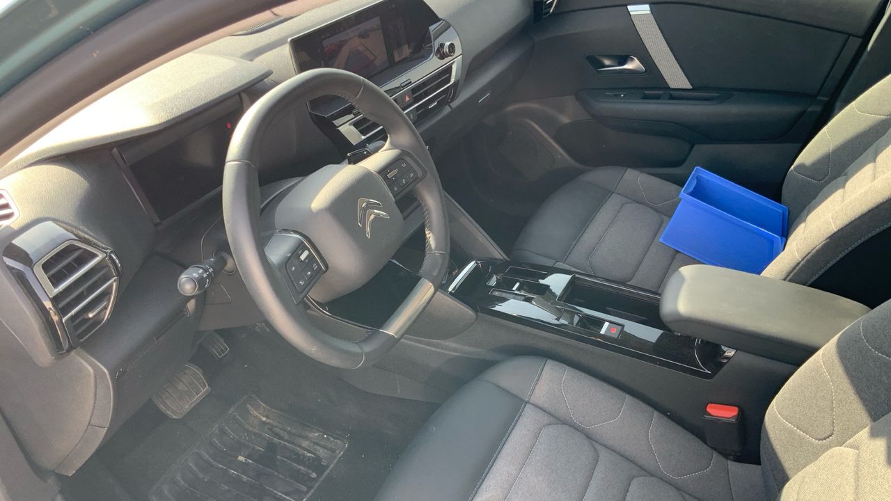 Citroën C4 1.2 PURETECH 130 PLUS AUTO 131 5P