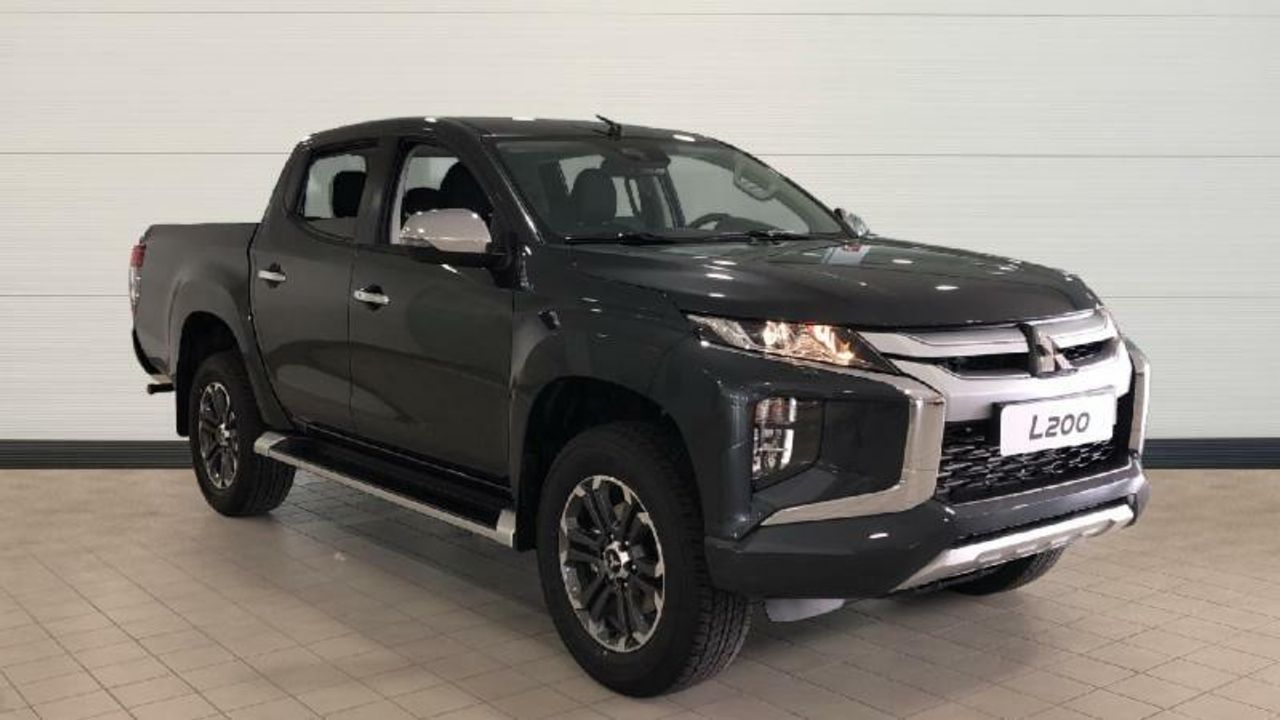 Mitsubishi L200 L200 D/C 220 DI-D 6AT MOTION EVAP