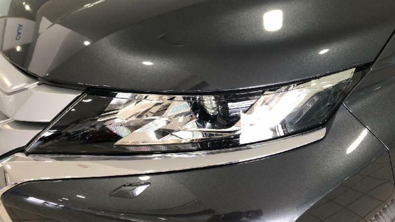 Mitsubishi L200 L200 D/C 220 DI-D 6AT MOTION EVAP