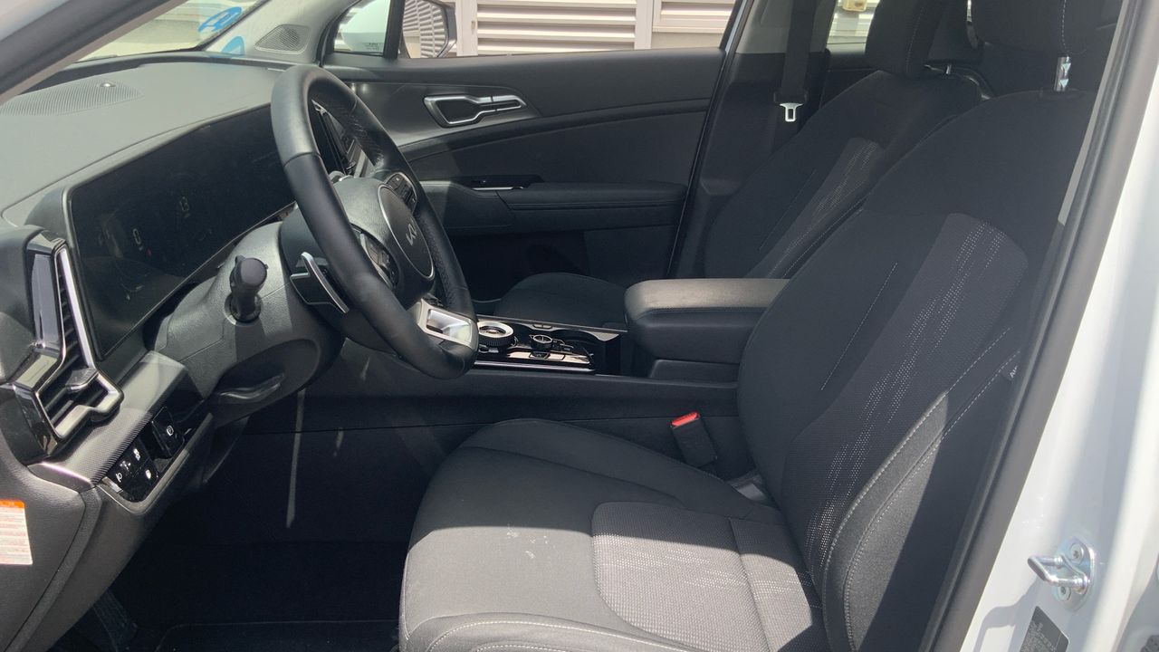 Kia Sportage 1.6 T-GDI PHEV DRIVE 4WD AUTO 265 5P
