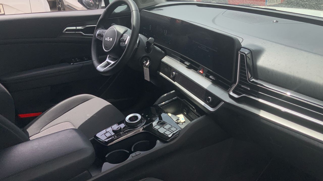 Kia Sportage 1.6 T-GDI PHEV DRIVE 4WD AUTO 265 5P