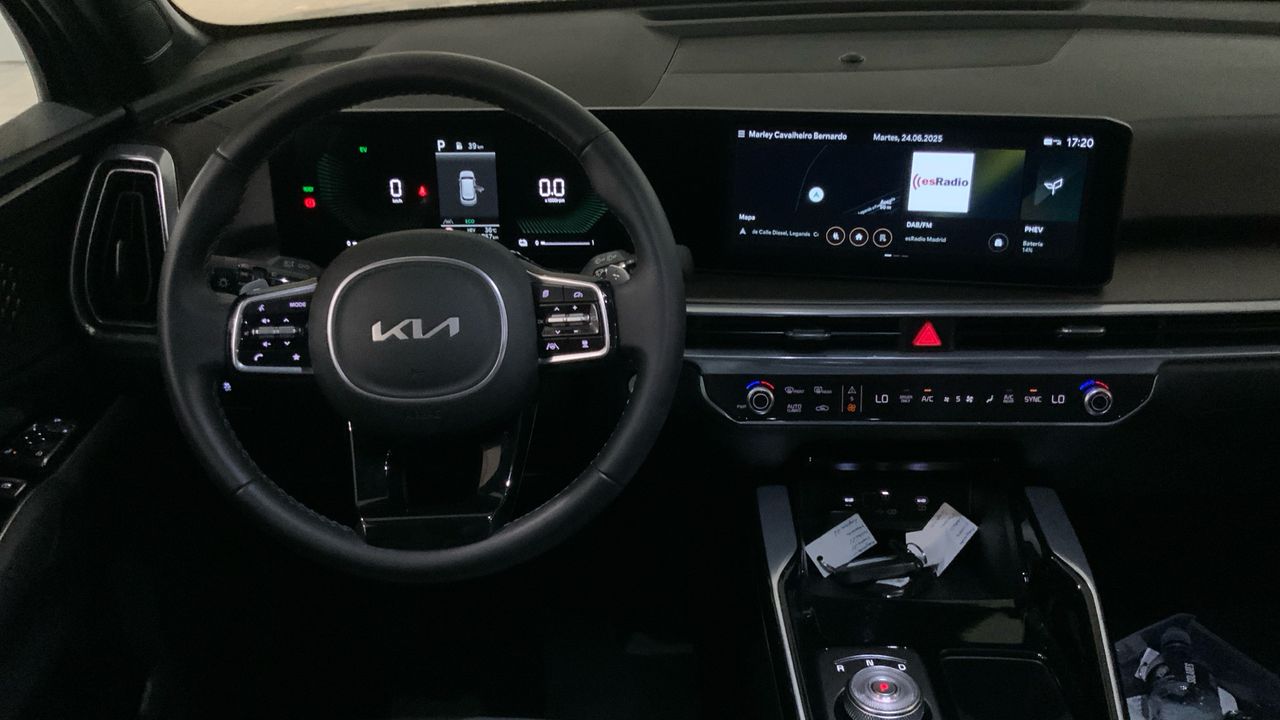 Kia Sorento 1.6 T-GDI PHEV DRIVE AUTO 4WD 252 5P 7 Plazas