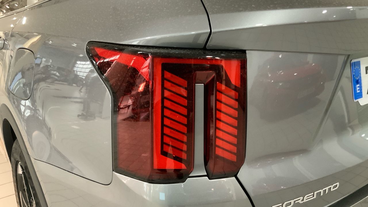 Kia Sorento 1.6 T-GDI PHEV DRIVE AUTO 4WD 252 5P 7 Plazas