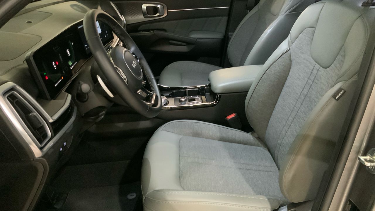 Kia Sorento 1.6 T-GDI PHEV DRIVE AUTO 4WD 252 5P 7 Plazas