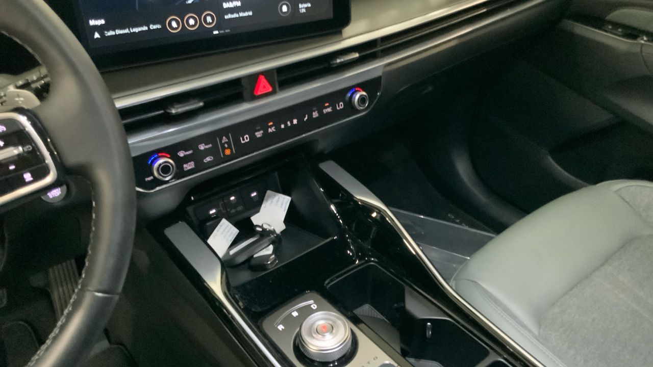 Kia Sorento 1.6 T-GDI PHEV DRIVE AUTO 4WD 252 5P 7 Plazas