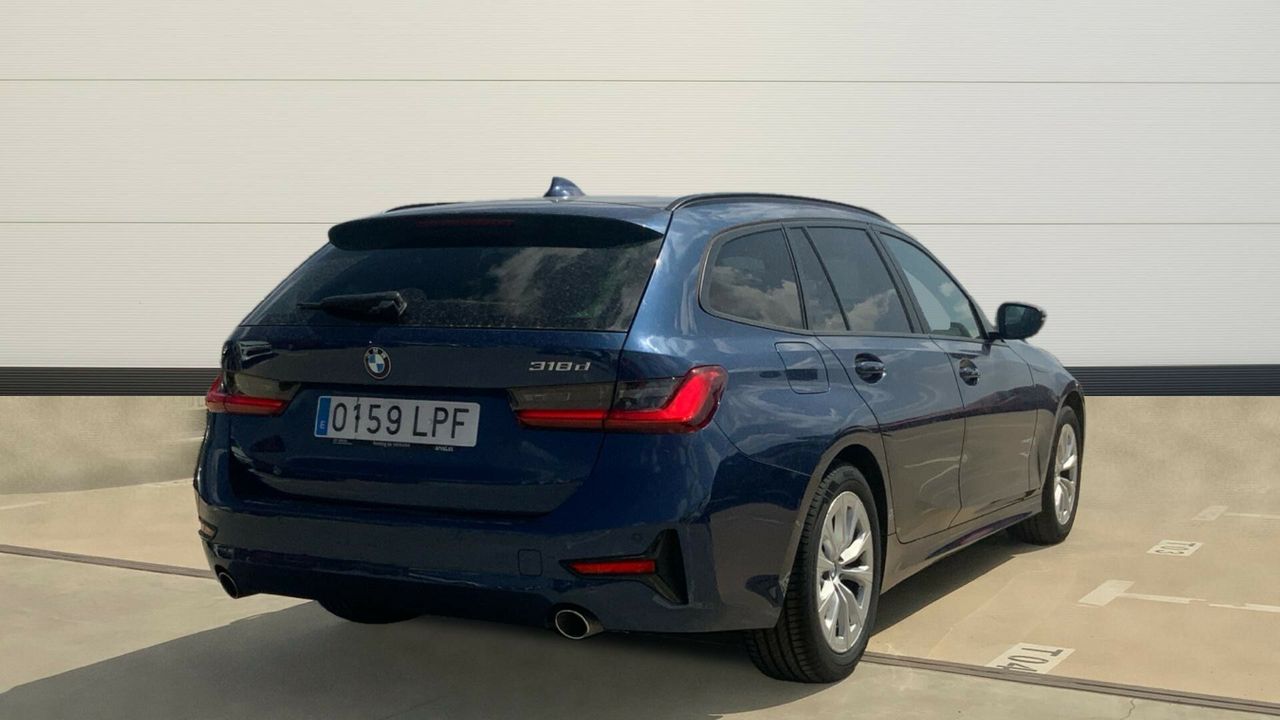 BMW Serie 3 2.0 318D TOURING AUTO 150 5P