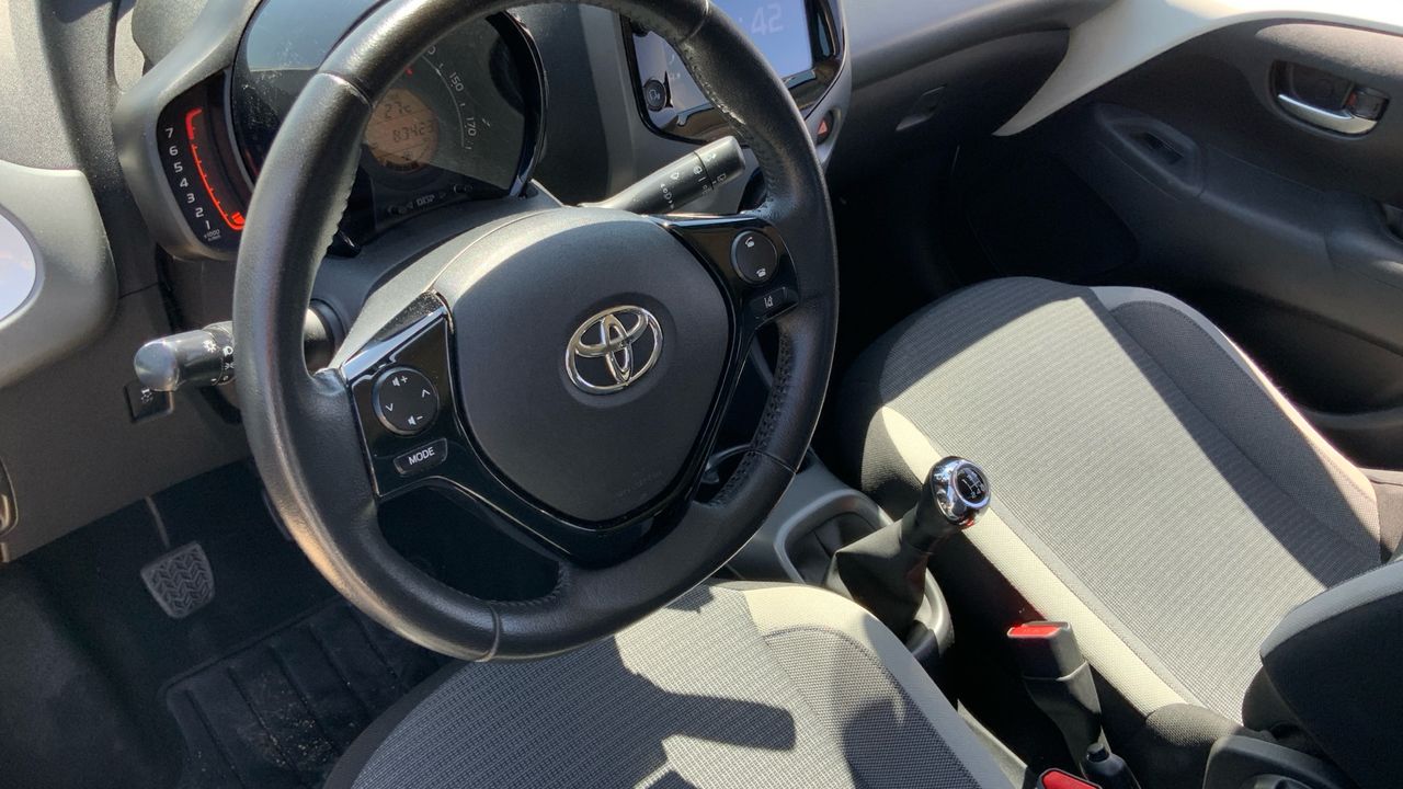 Toyota Aygo 1.0 X-SPORT 72 5P
