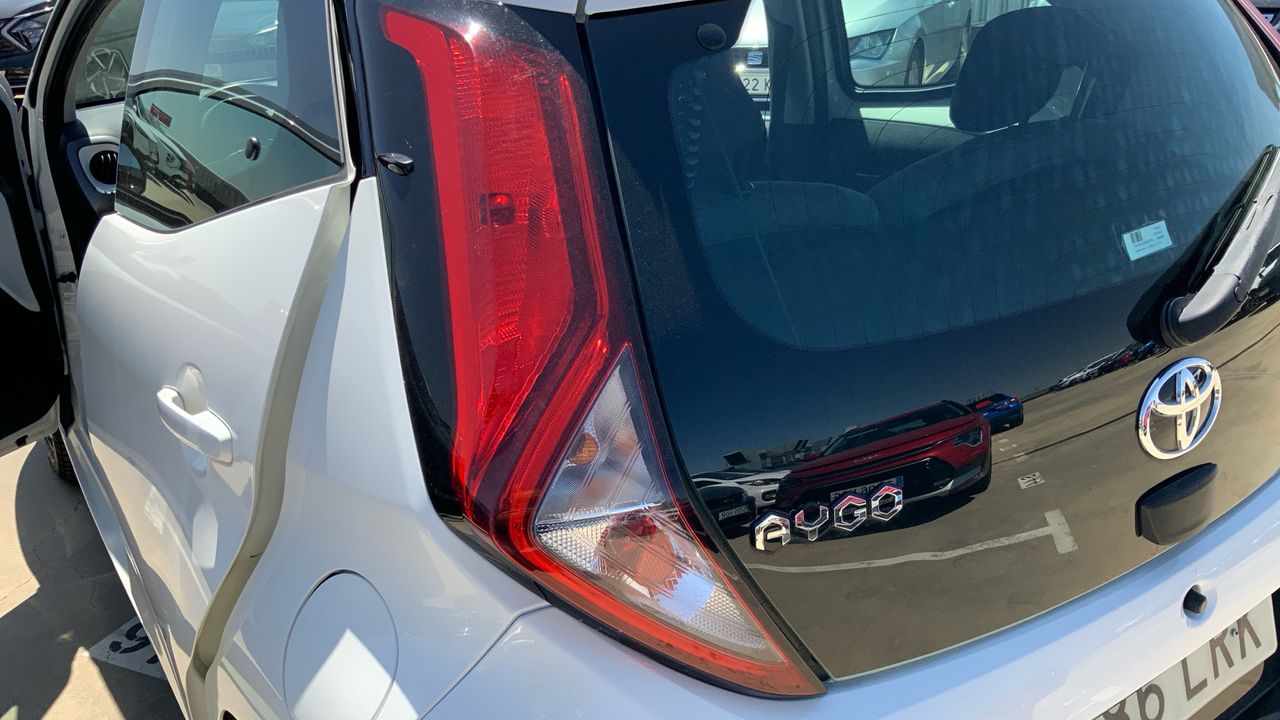 Toyota Aygo 1.0 X-SPORT 72 5P