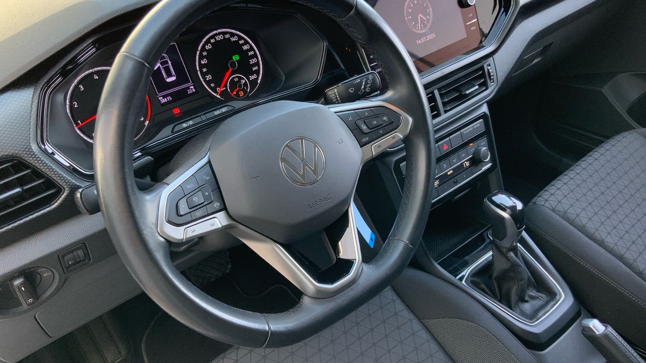 Volkswagen T-Cross 1.0 TSI 81KW DSG ADVANCE 110 5P