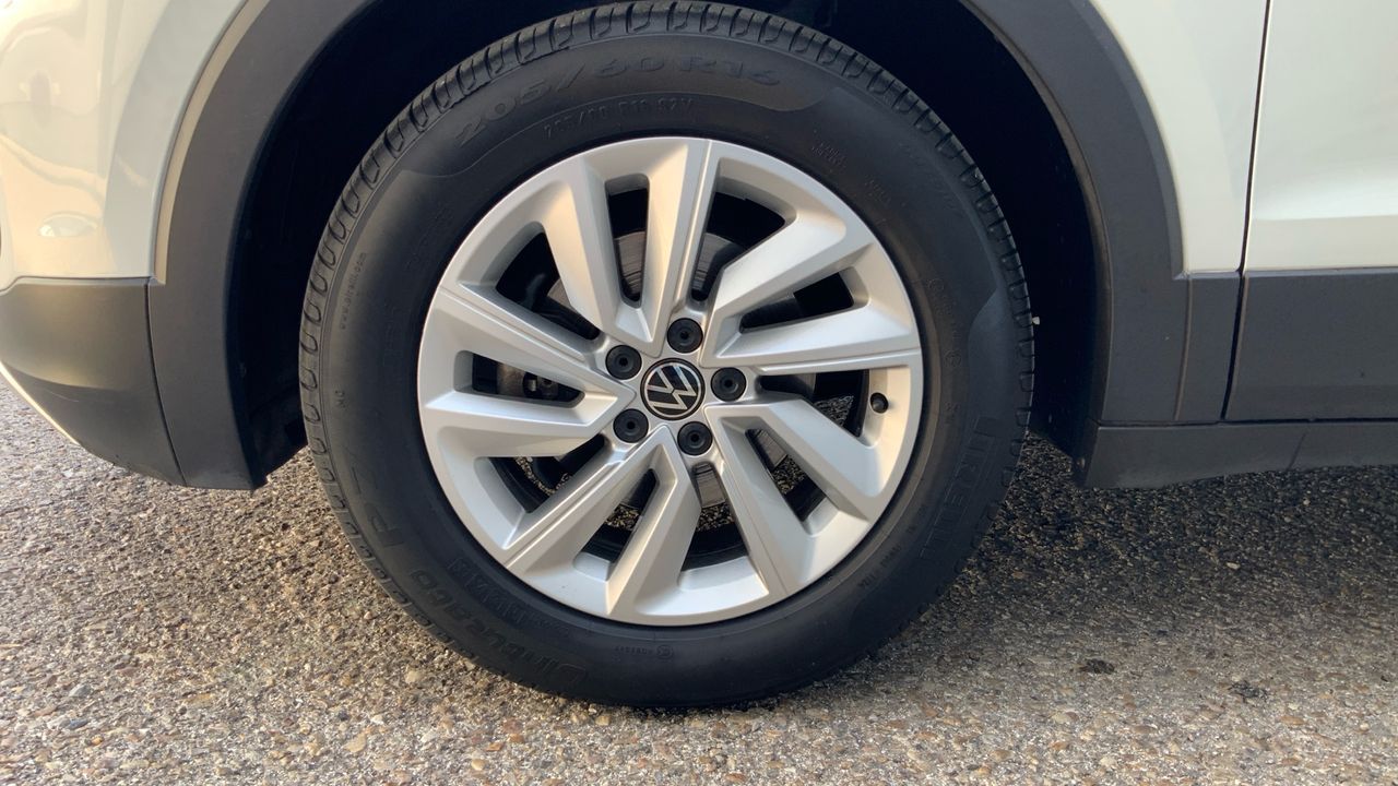 Volkswagen T-Cross 1.0 TSI 81KW DSG ADVANCE 110 5P