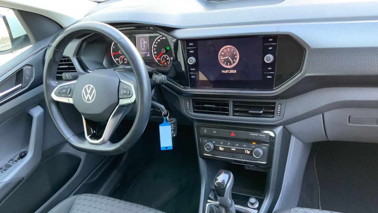 Volkswagen T-Cross 1.0 TSI 81KW DSG ADVANCE 110 5P