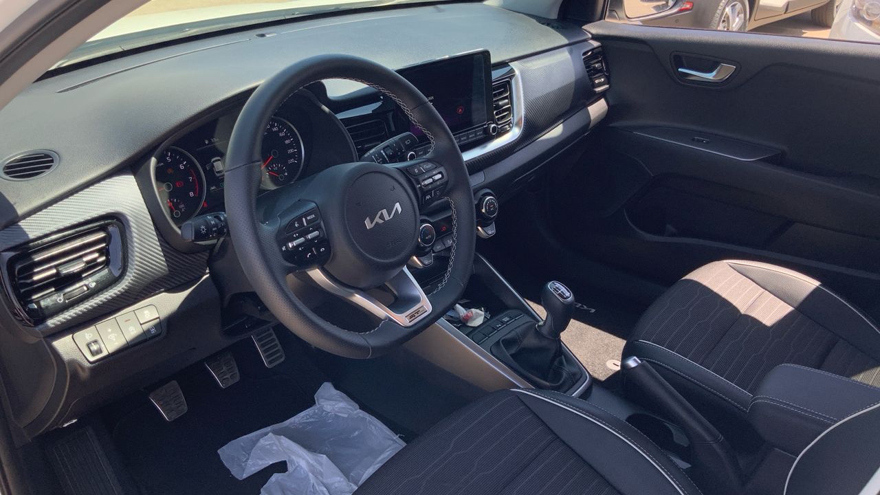 Kia Stonic 1.0 T-GDI MHEV IMT 74KW GT LINE 100 5P