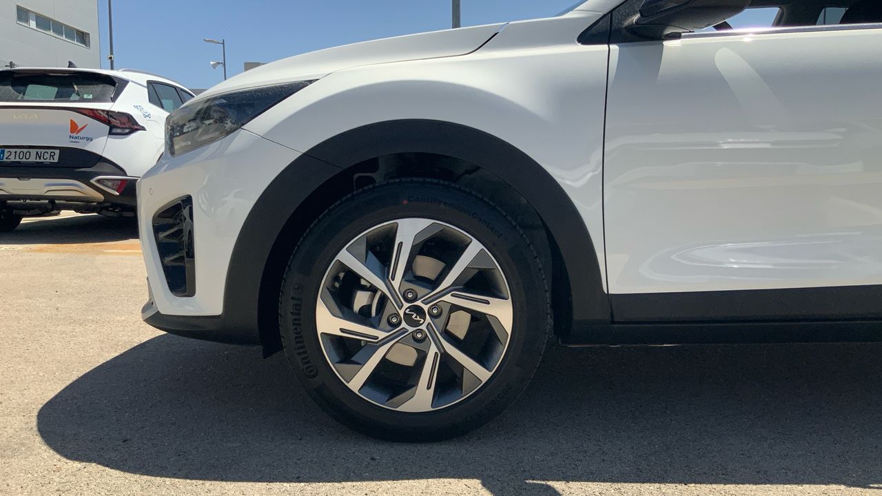 Kia Stonic 1.0 T-GDI MHEV IMT 74KW GT LINE 100 5P