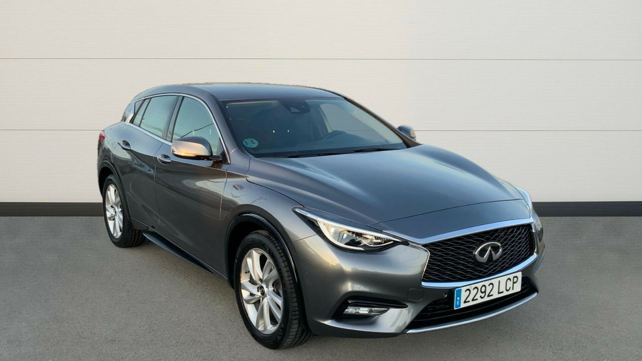 Infiniti Q30 1.6T 115KW PREMIUM DCT 156 5P