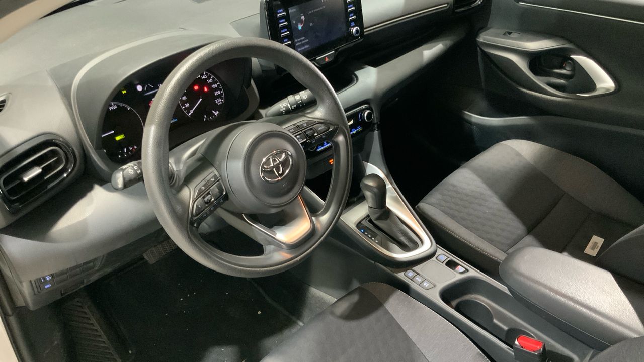 Toyota Yaris 1.5 VVT-I HYBRID BUSINESS PLUS 116 5P