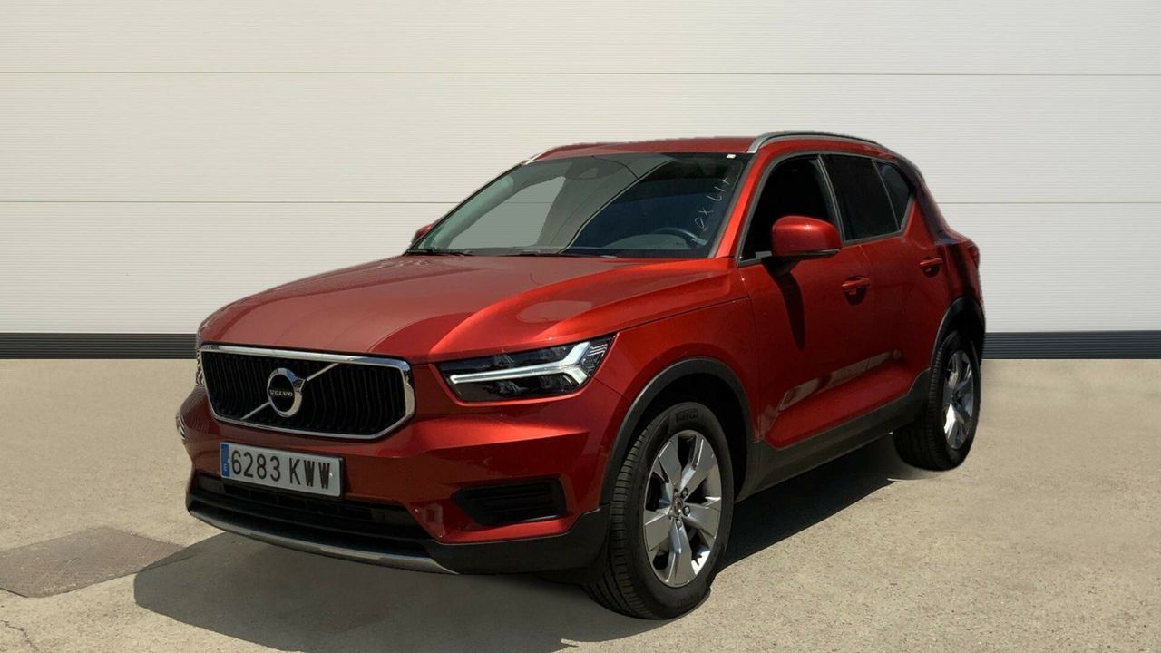 Volvo XC40 2.0 T4 MOMENTUM AUTO 190 5P